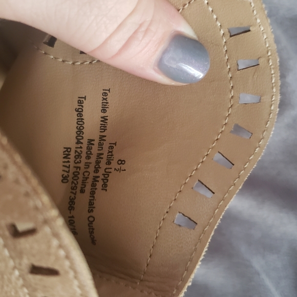 Sandals - Picture 5 of 6